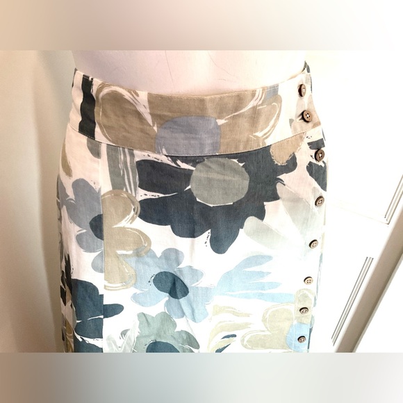 CHARLIE B FLOWY SKIRT - Picture 9 of 13